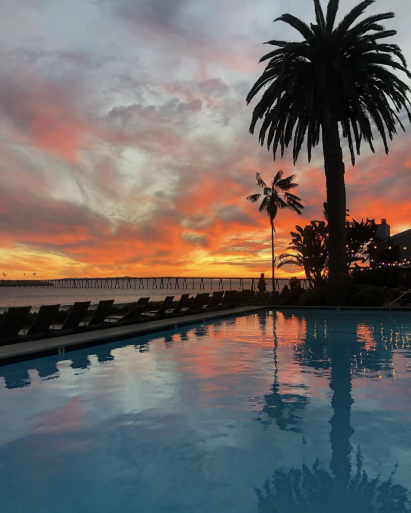 The Cliff House Inn is the most beautiful Ventura beach hotel